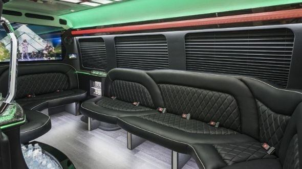 moline sprinter limo rental inside